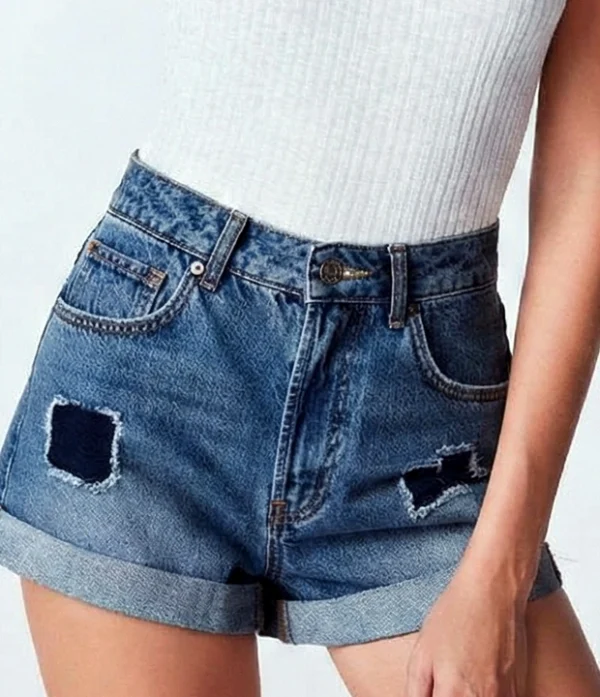 Short Calvin Klein con Parches - Talla S (27/4)
